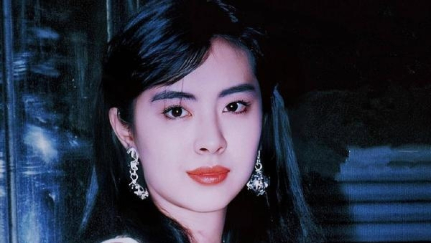 女子叫开锁师傅上门 来了个10岁小孩,四九论坛马会料49332一肖中,全面解答解释落实_创新版V1.43
